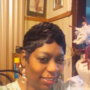 Meet your Posher, Mitchelle do right